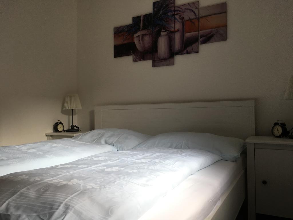 Penzion Holiday Trnava Exterior foto